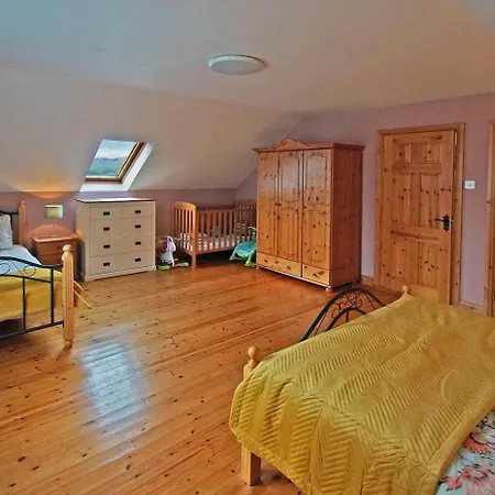 6 Bed In Clonbur Oc-i275 Finny