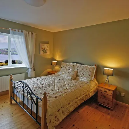 6 Bed In Clonbur Oc-i275 * Finny