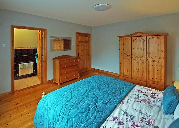 6 Bed In Clonbur Oc-i275 Finny