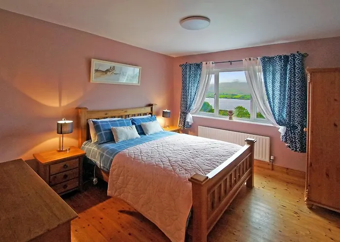 6 Bed In Clonbur Oc-i275 * Finny